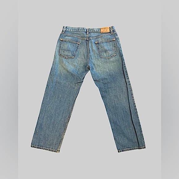 Levi Strauss & Co. Authentics Signature Men’s Blue Jeans 36x30 Straight Leg - Picture 3 of 5